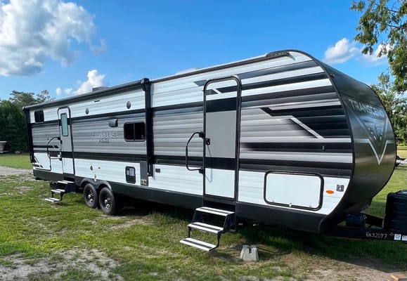 Brandon’s 2022 Grand Design Transcend Xplor 321BH