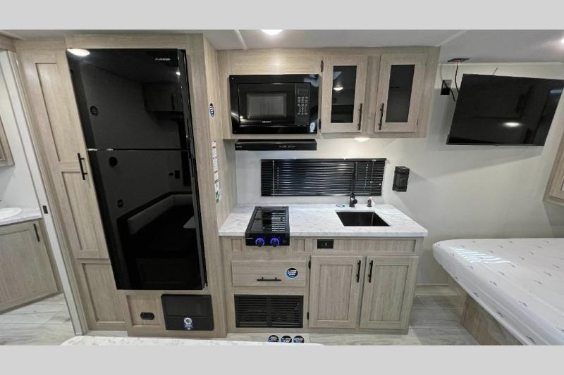 2026 East to West Della Terra 250QB- Jackson RV Rental