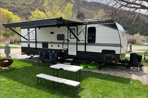 2023 Keystone Hidout Travel Trailer