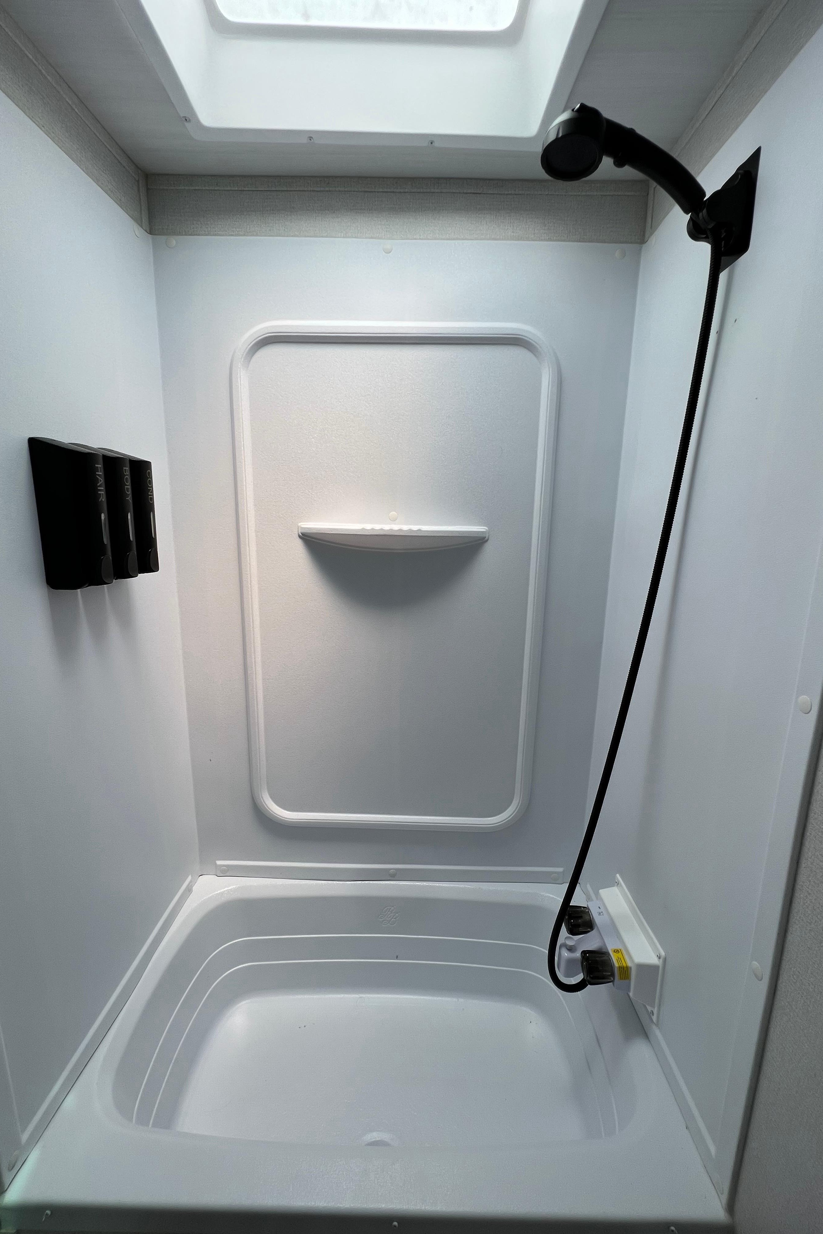 2023 Keystone Hidout Travel Trailer