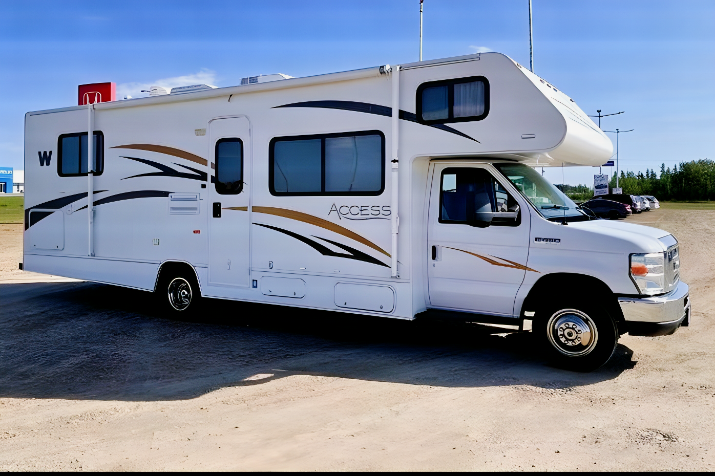 Maurice / Winnebago Access 29t
