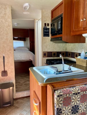 Maurice / Winnebago Access 29t