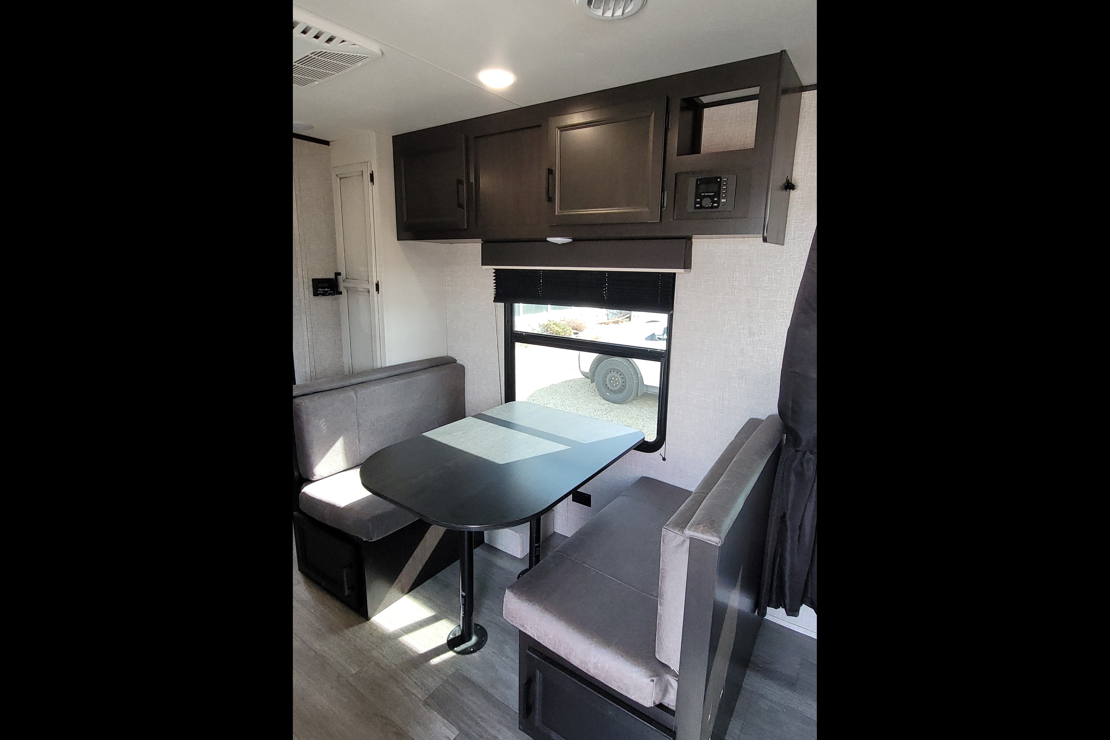 2022 Jay Flight SLX 8 | 224BHW