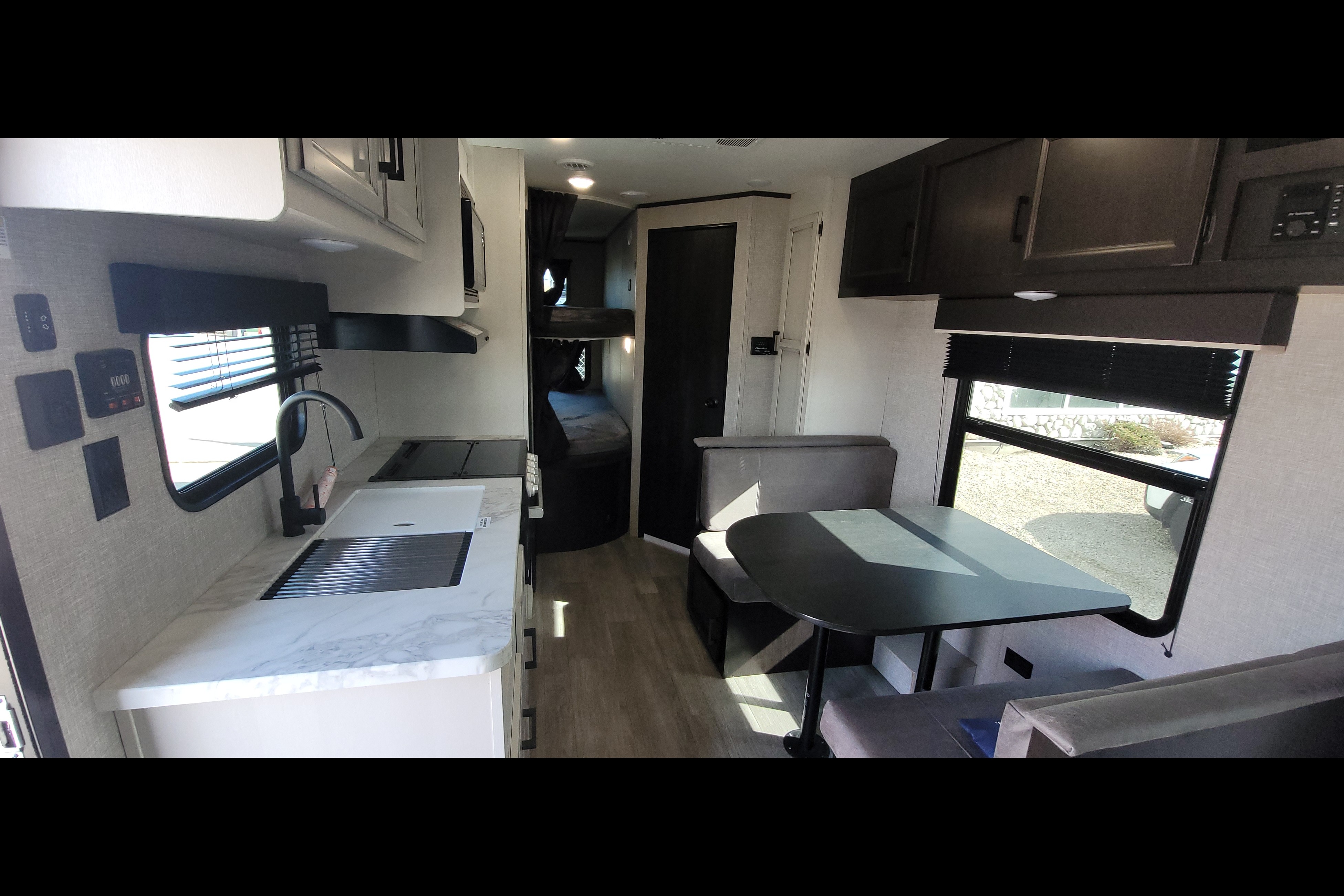 2022 Jay Flight SLX 8 | 224BHW