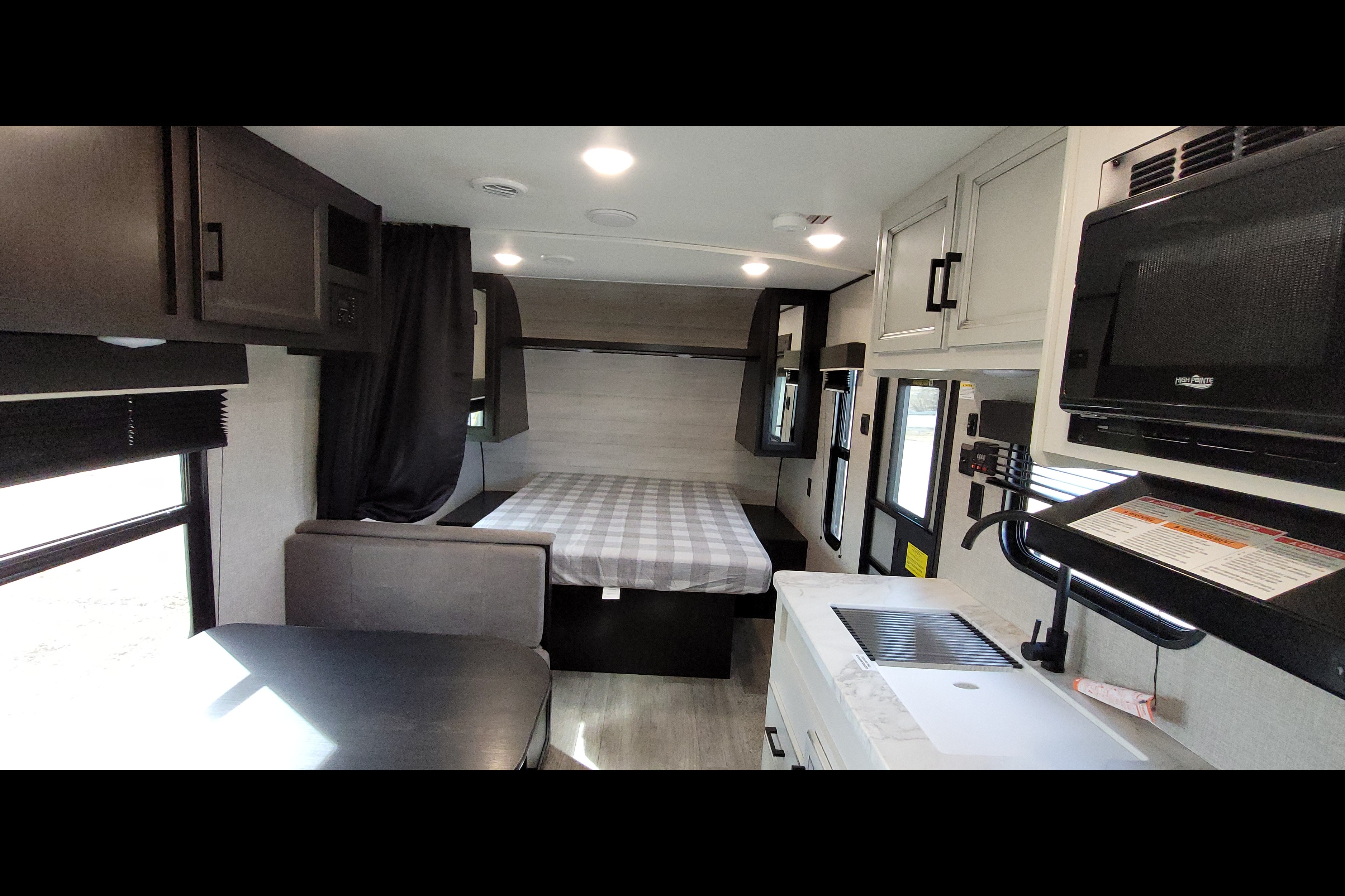 2022 Jay Flight SLX 8 | 224BHW