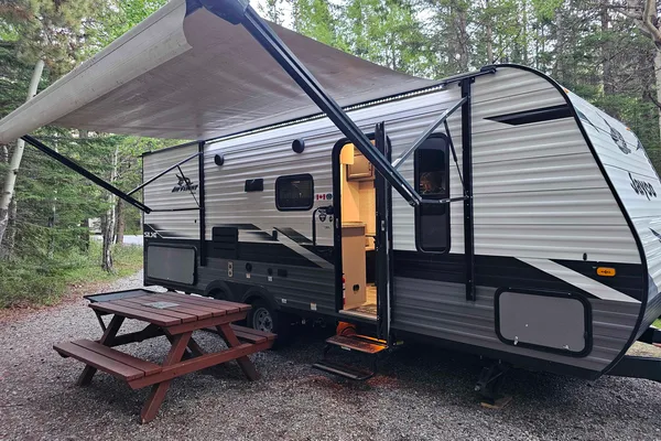 2022 Jay Flight SLX 8 | 224BHW