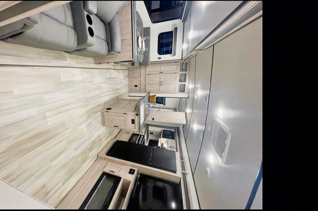 Brock's and Rhiannon’s Cozy Coachmen Northern Sprit  Travel Trailer