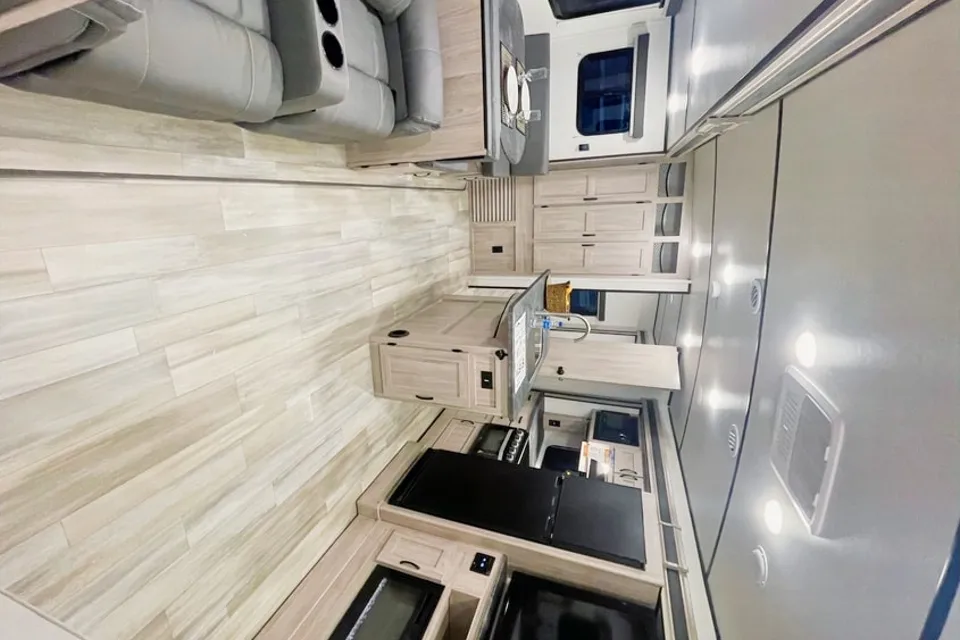 Brock's and Rhiannon’s Cozy Coachmen Northern Sprit  Travel Trailer