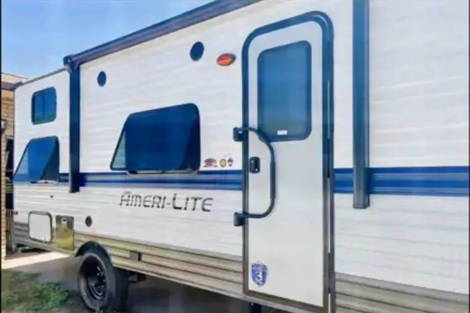 Bunkhaus-Boden Travel Trailer Gulf Stream 2022 Ameri-lite 197BH(Easy to Tow/Family Bunkhouse)