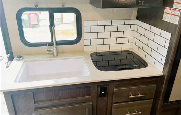 A & K - Dutchmen Kodiak Cub 175bh Travel Trailer