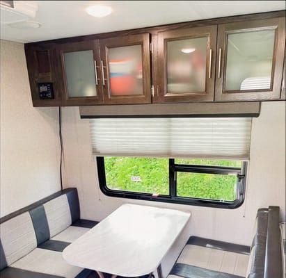 A & K - Dutchmen Kodiak Cub 175bh Travel Trailer