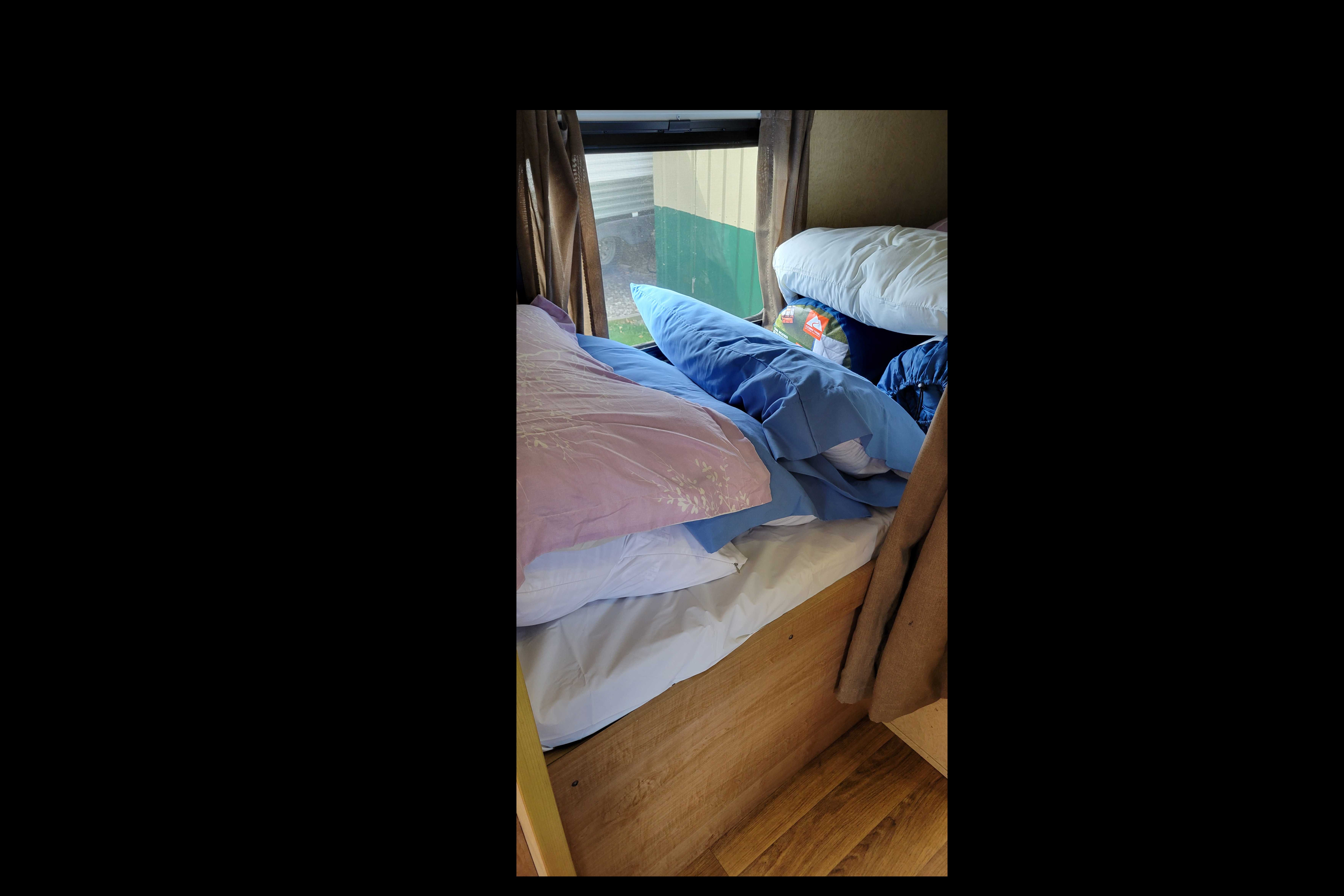 Michael 's Layton 264B Skycat Travel Trailer