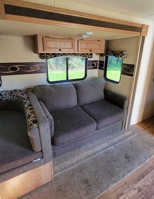 Michael 's Layton 264B Skycat Travel Trailer