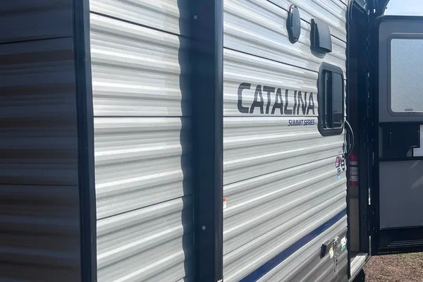 Justin's Coachmen Catalina Travel Trailer