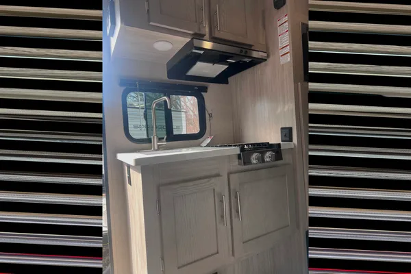 Justin's Coachmen Catalina Travel Trailer