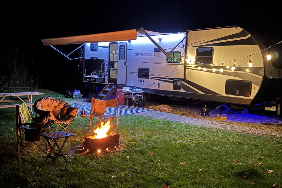 Daniel's Venture Stratus Travel Trailer