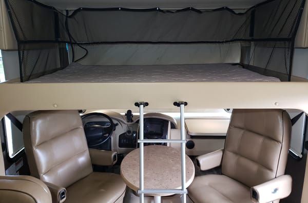 Luxury Class A Thor Challenger 37TB Bunkhouse - DELIVERY & SETUP by OWNER ONLY
