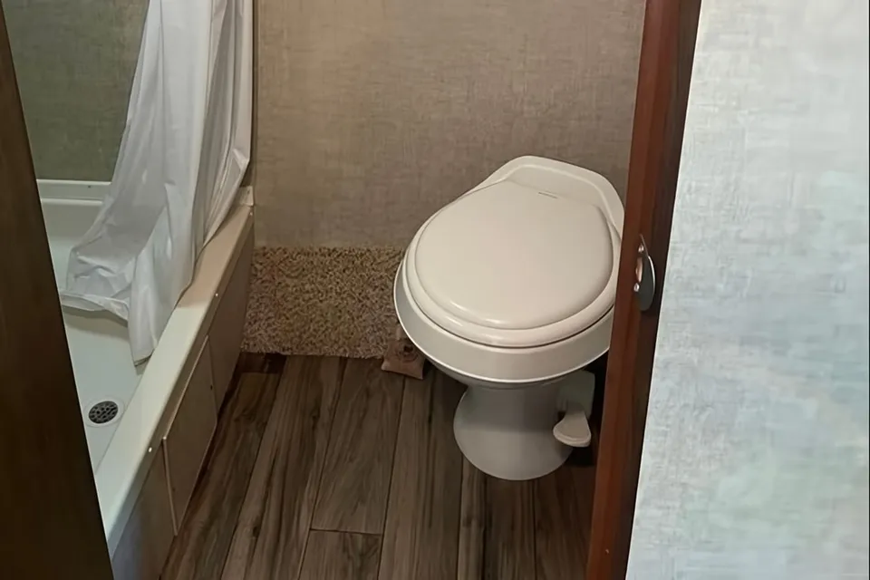 Ciara's Keystone hideout Travel Trailer