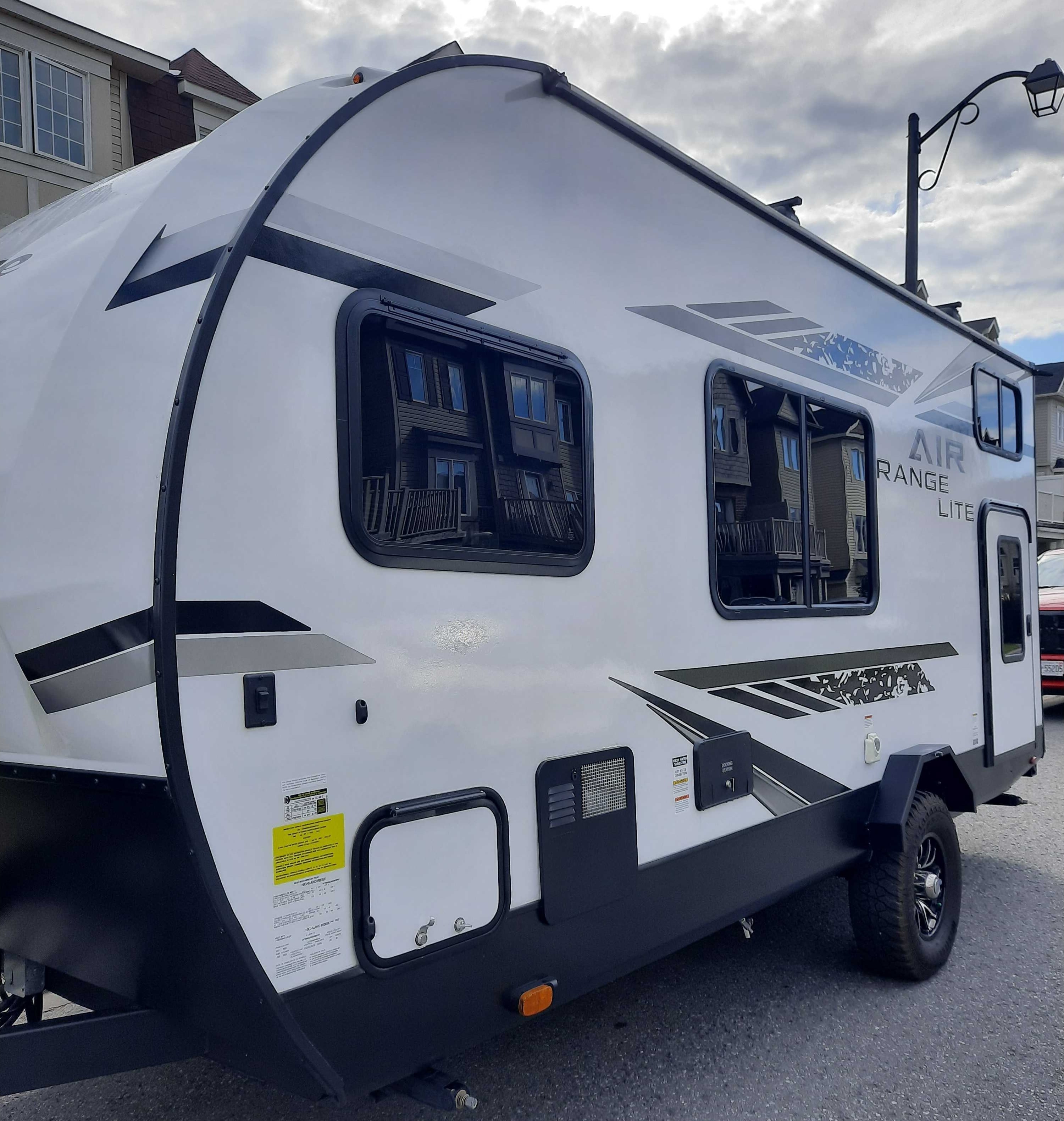 Chedza's Open Range Range Lite Air 17BH Hybrid