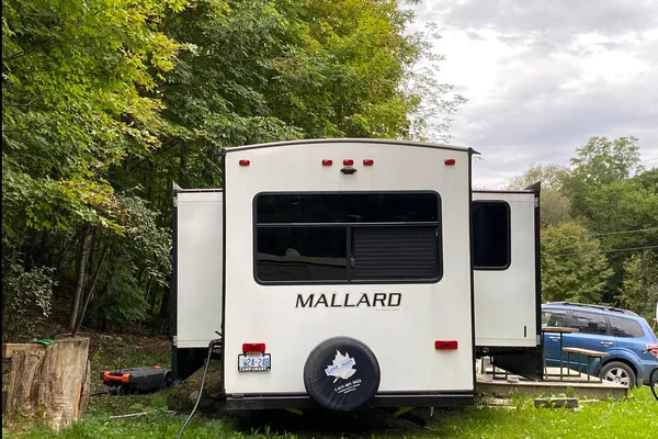 BUENAHORA's Mallard Heartland M335 Travel Trailer