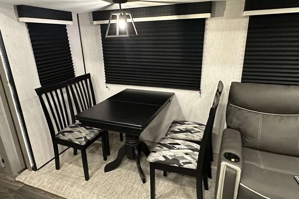 BUENAHORA's Mallard Heartland M335 Travel Trailer