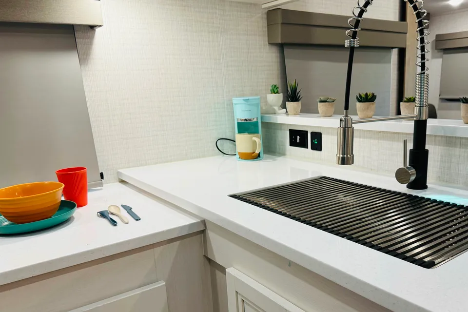 TESORITO- NO EXTRA COST FOR CLEANING, DUMPING OR PREPPING!