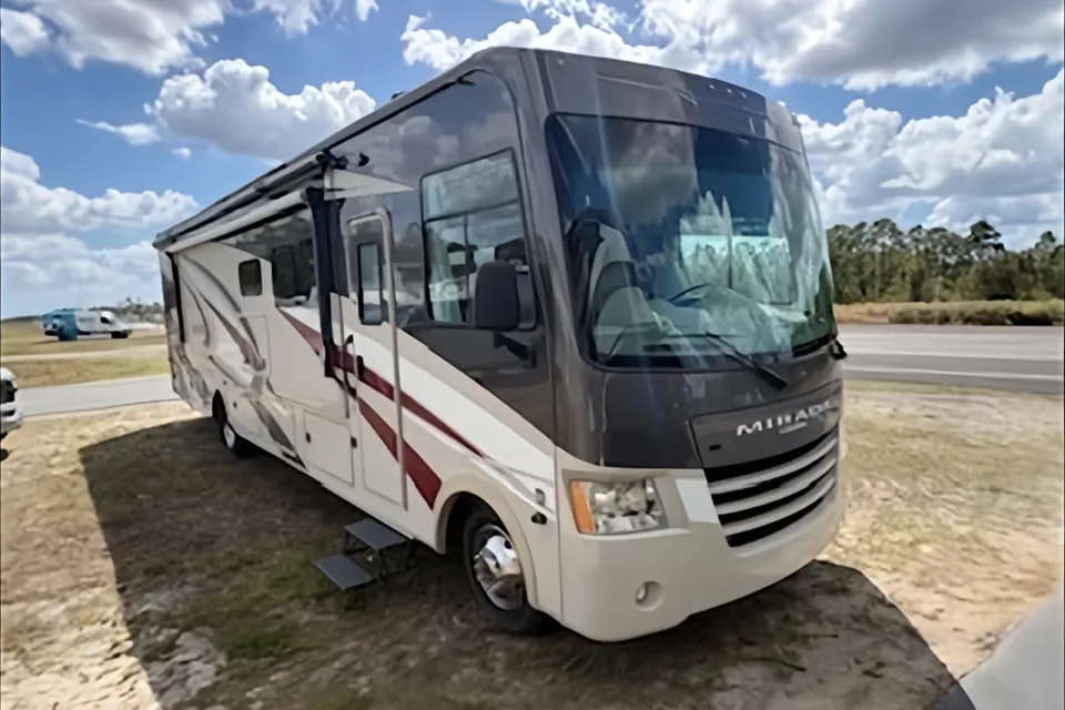 Mirada Forest River Coachmen  Class A(A-2)