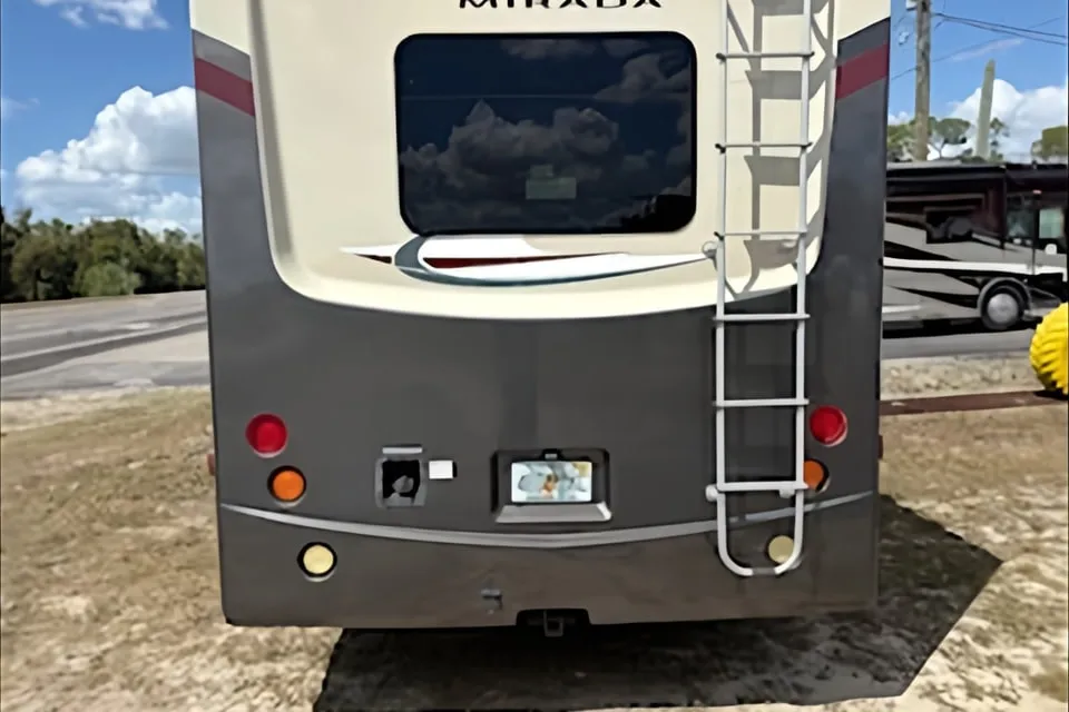 Mirada Forest River Coachmen  Class A(A-2)