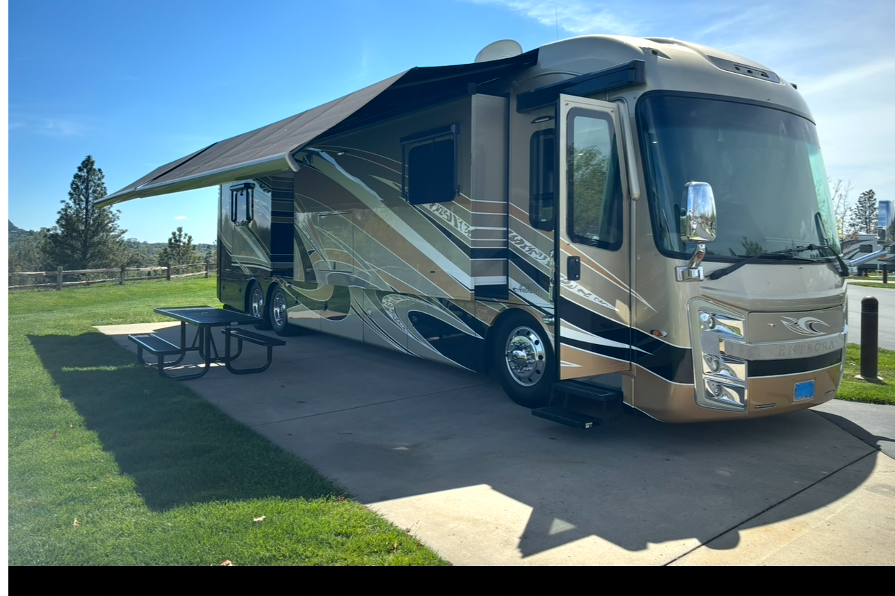 Wagners Entegra Coach Anthem Class A