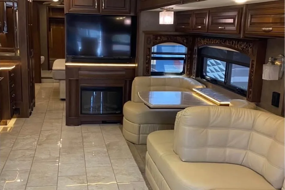 Wagners Entegra Coach Anthem Class A