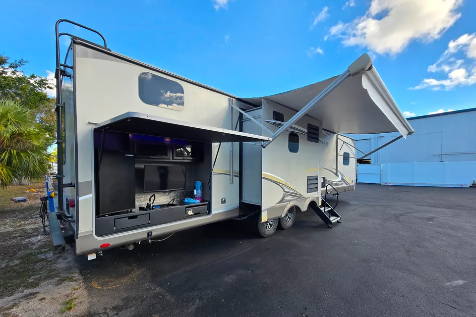 2020 Jayco Eagle HT Travel Trailel/ Delivery Available