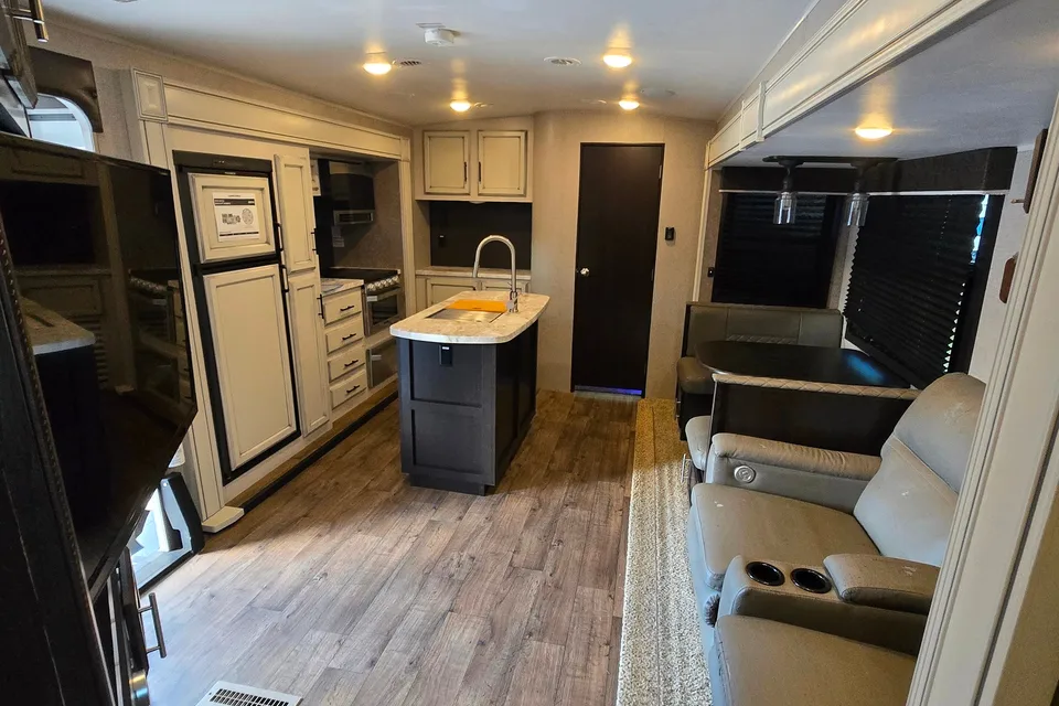 2020 Jayco Eagle HT Travel Trailel/ Delivery Available