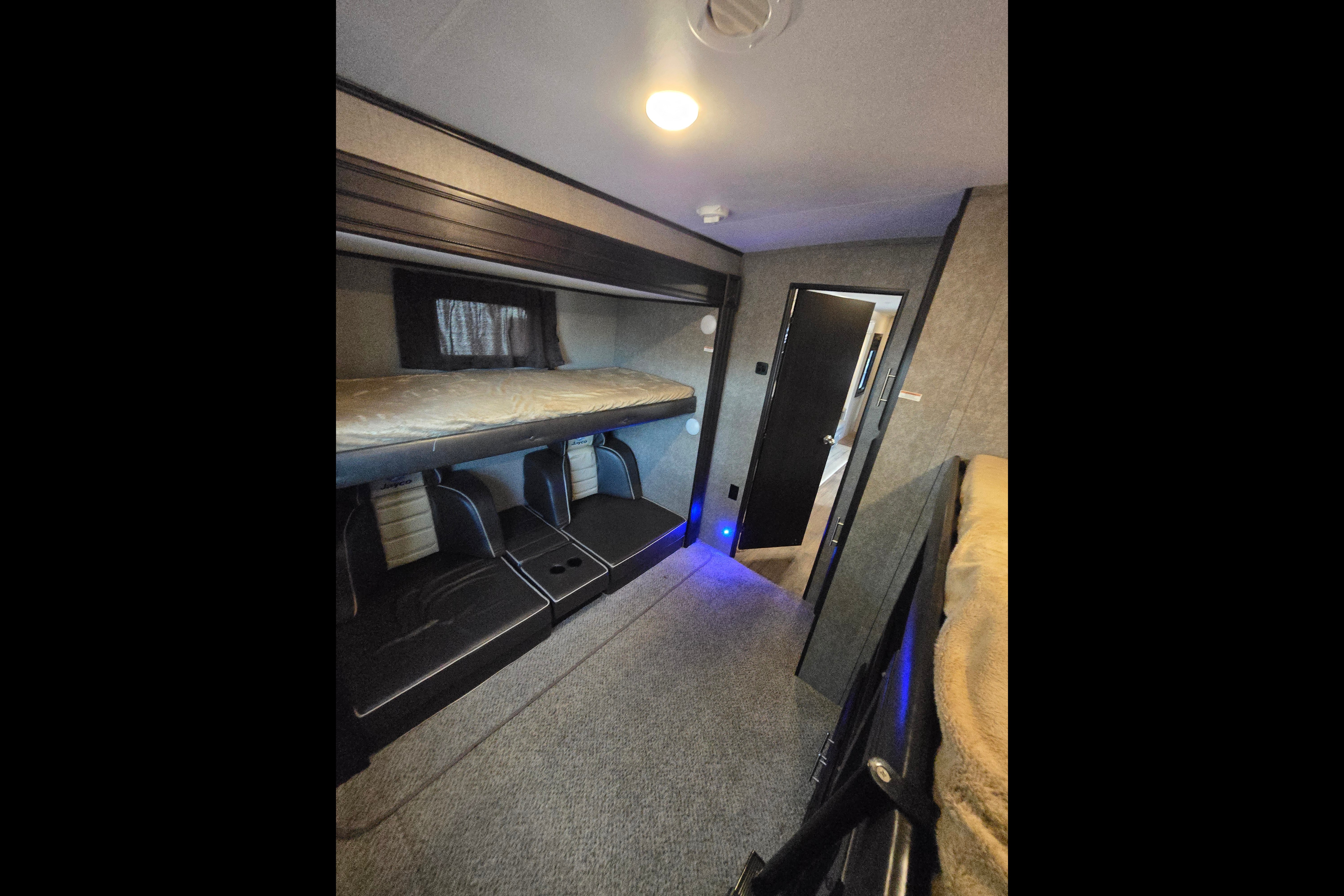2020 Jayco Eagle HT Travel Trailel/ Delivery Available