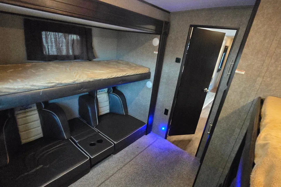2020 Jayco Eagle HT Travel Trailel/ Delivery Available
