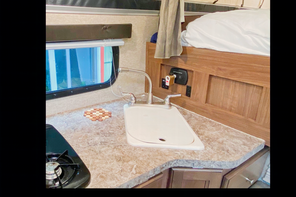 Kahrin's Palomino SS1251 backpacking edition  Truck Camper