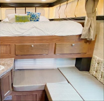 Kahrin's Palomino SS1251 backpacking edition Truck Camper