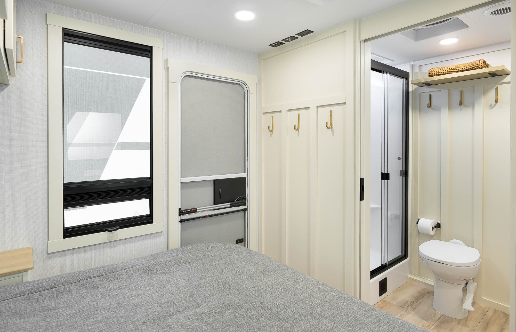 Luxury Brinkley Bunkhouse Basecamp | Delivered & Setup in San Diego