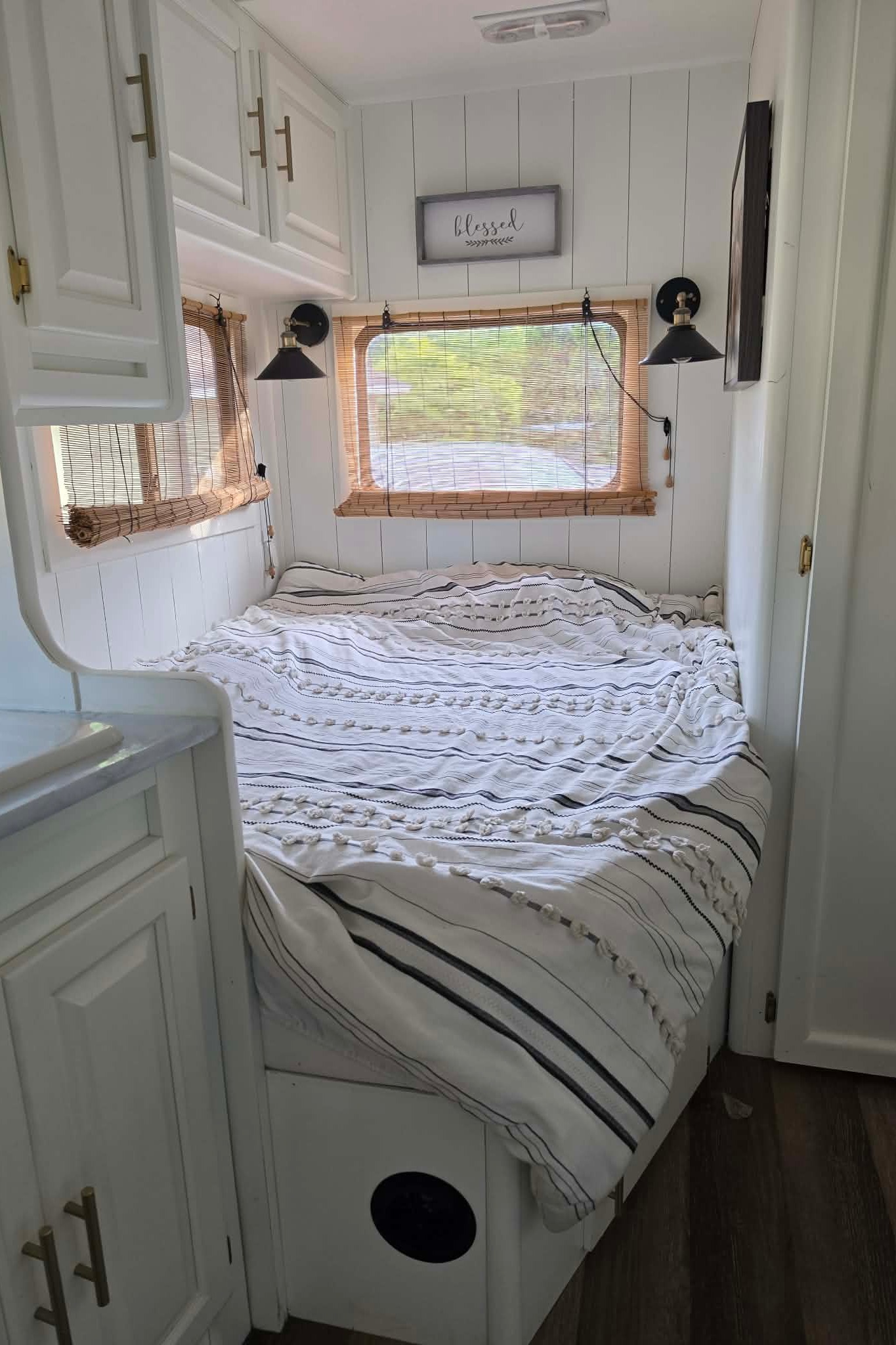 Cottage Retreat Slumber Queen