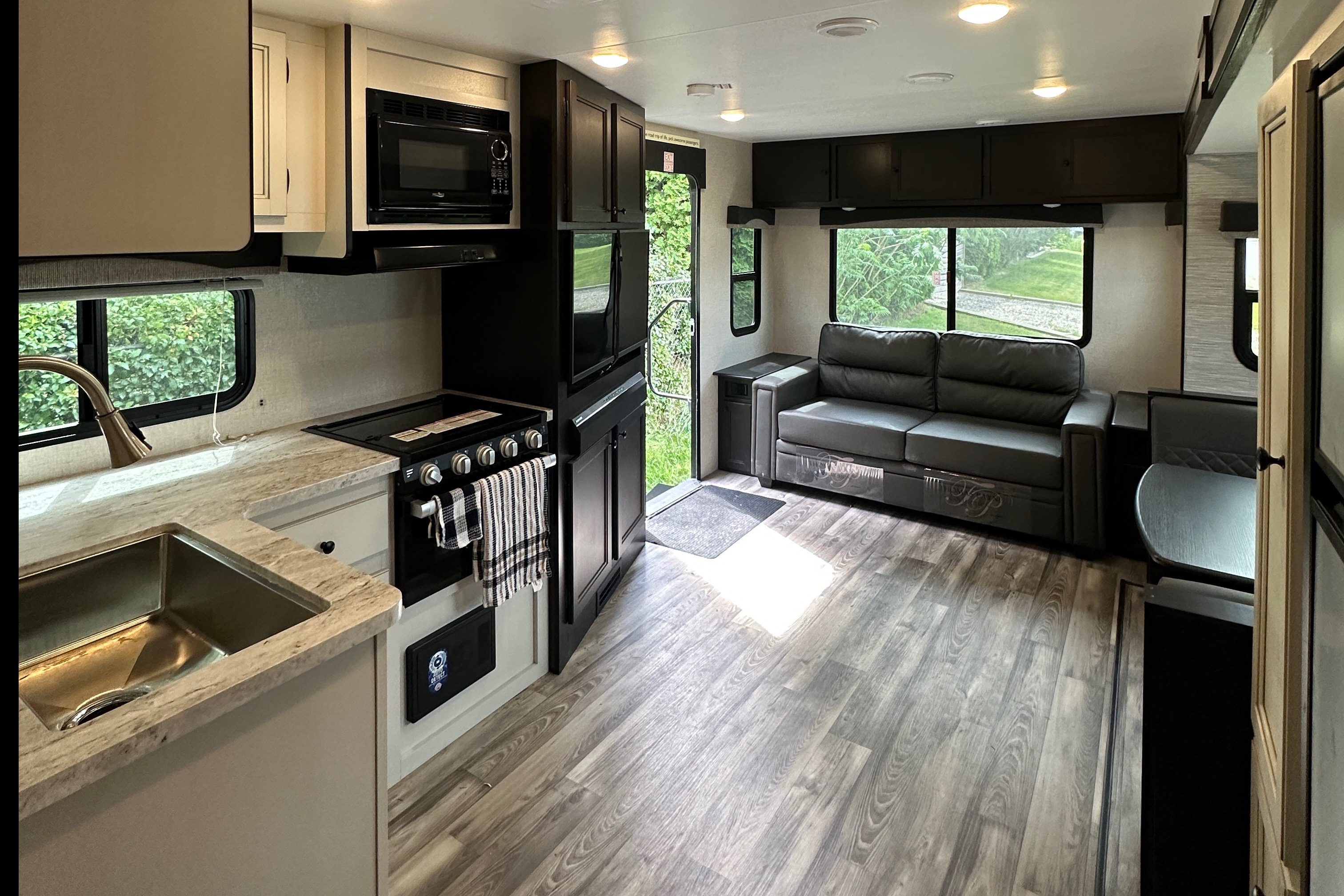 Highland ridge Open range 262 rl lite Travel Trailer