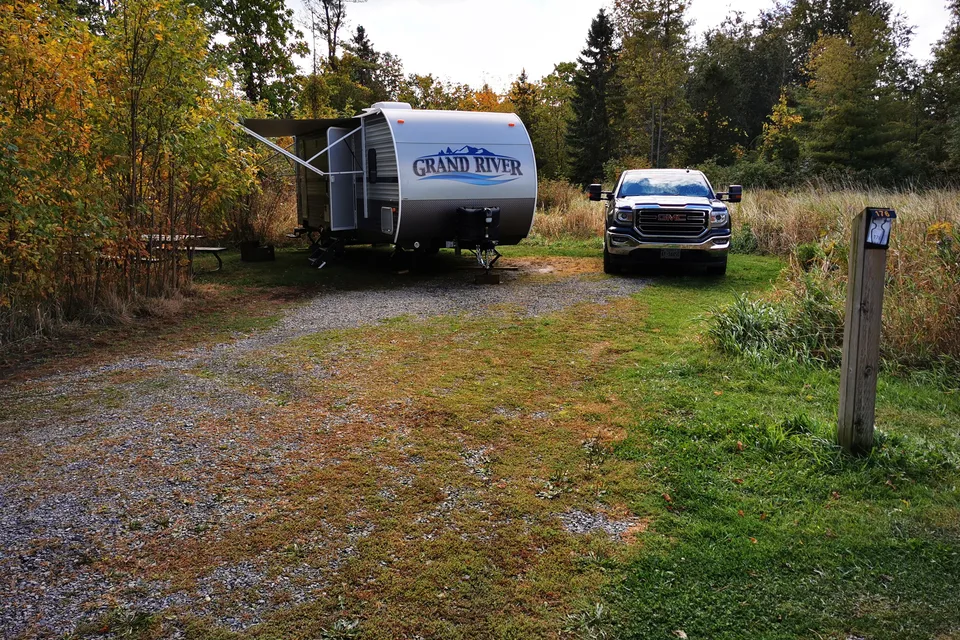 Brandon's Grand River 269BHS Comfortline Travel Trailer
