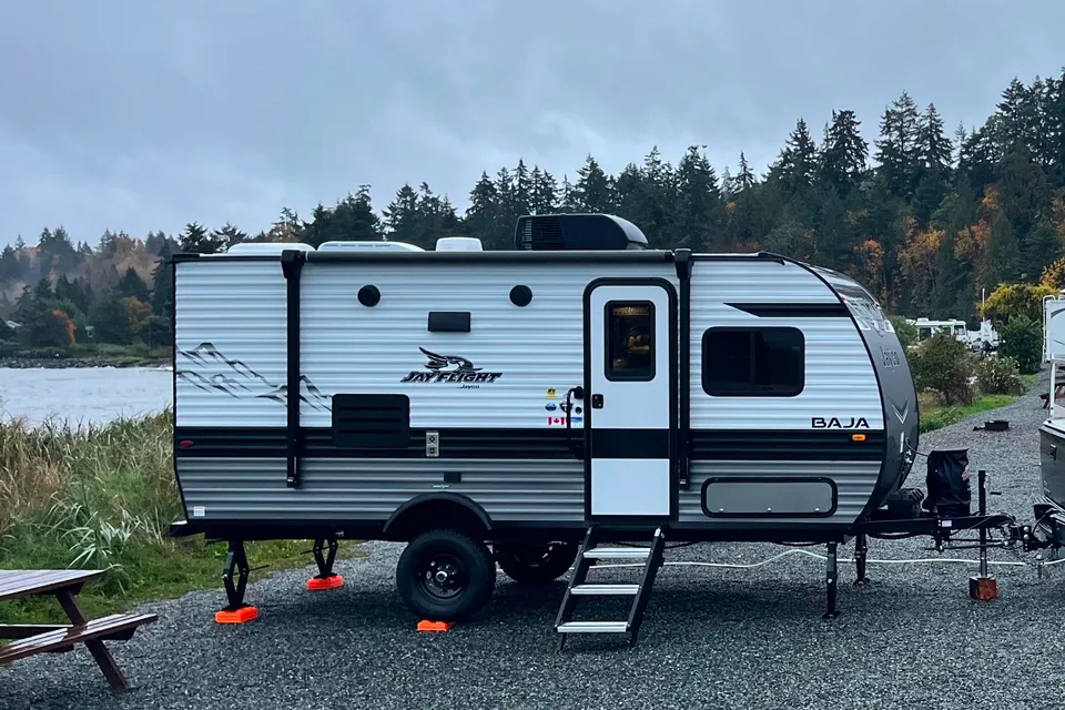 Frédéric's Jayco Jay Flight 184BS Baja Travel Trailer
