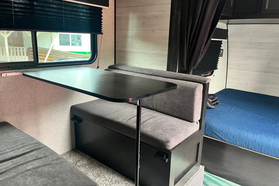 Frédéric's Jayco Jay Flight 184BS Baja Travel Trailer