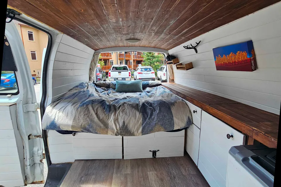 Stealthy Adventure Wagon