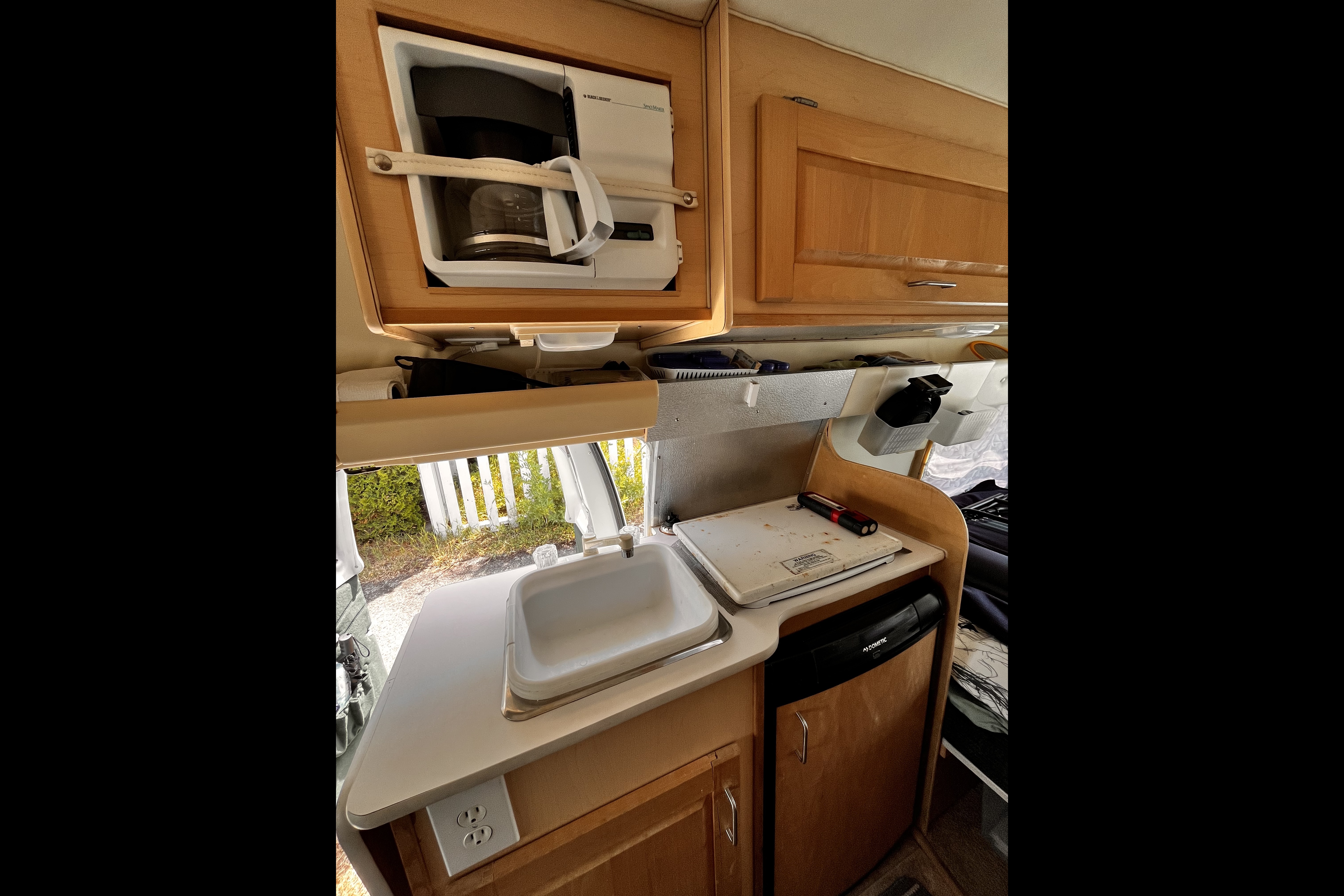 Stella Leisure Travel Van
