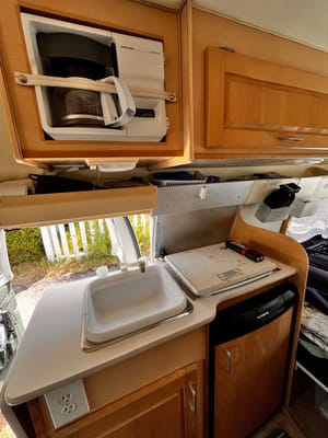 Stella Leisure Travel Van