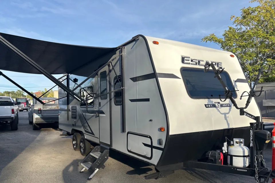 Comfy KZ Escape E231BH Travel Trailer