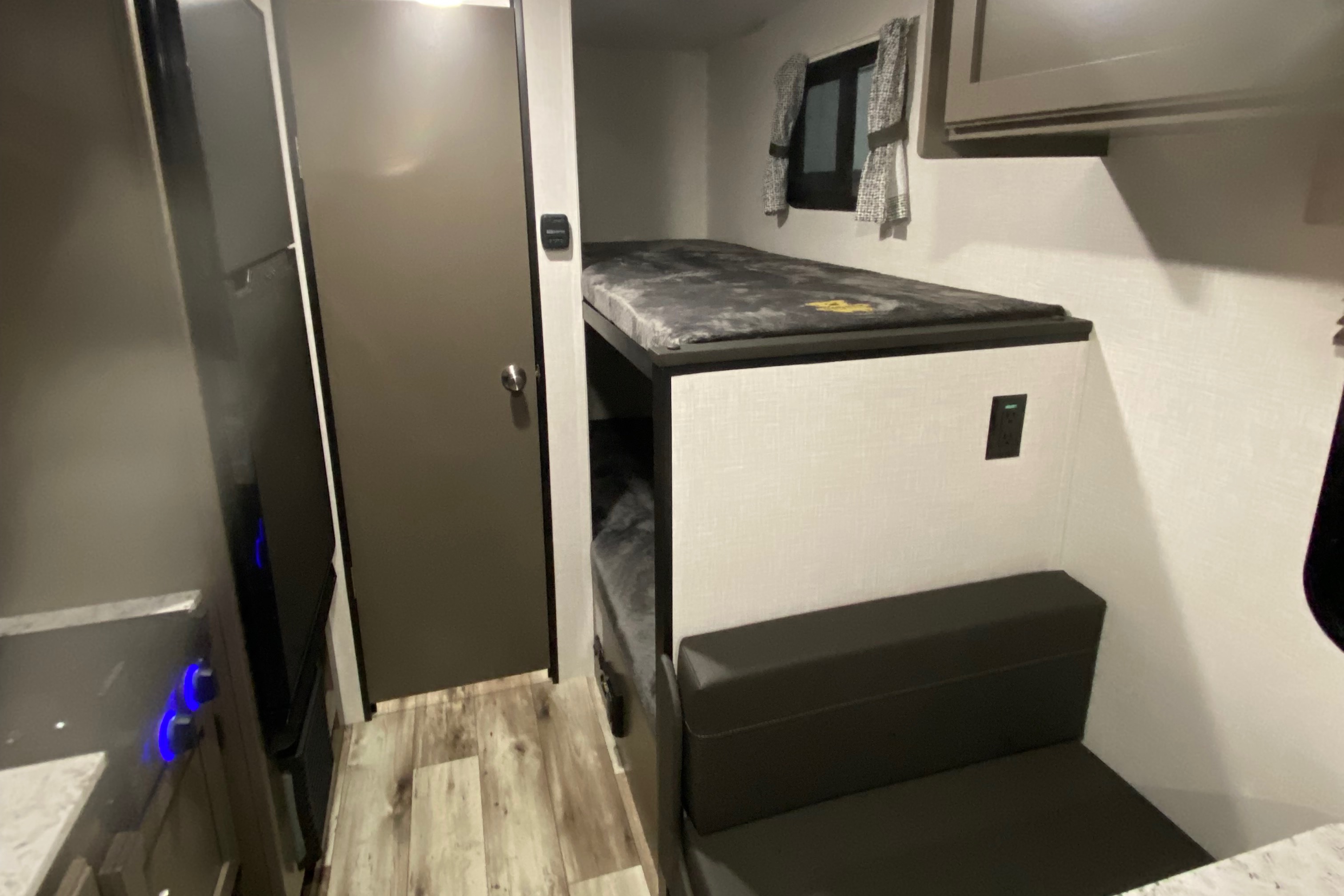 Khurram's KZ Sportsmen Classic 180BH Travel Trailer
