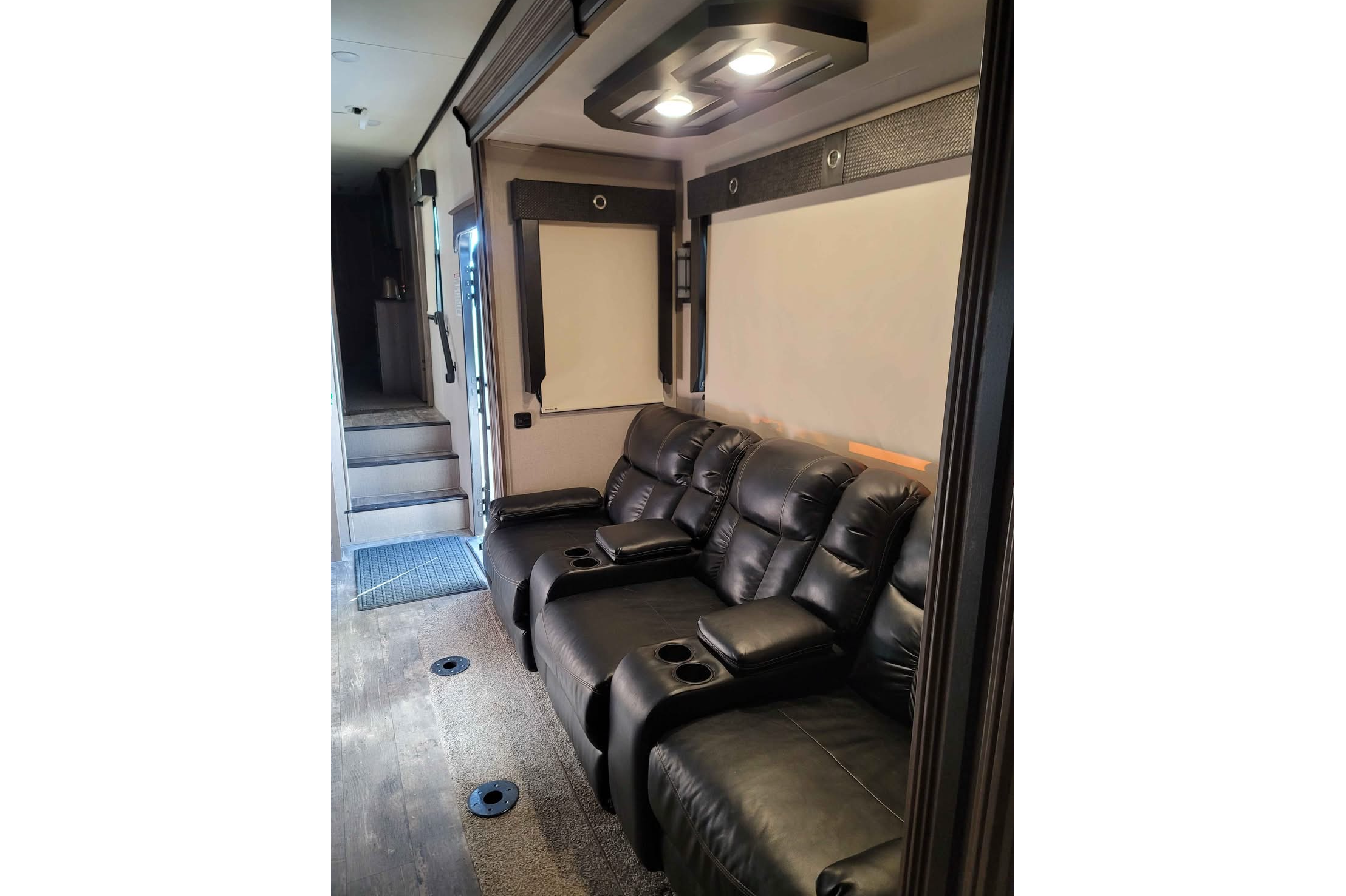 Kevin's KZ 4013TK Toy Hauler