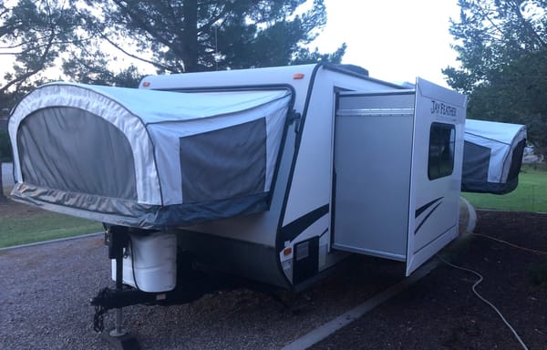 Elderado's Jay Feather X23F Travel Trailer