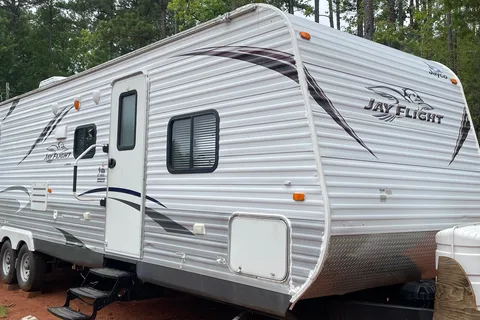 UPGRADED BEDS! Jayco Jayflight 32BHDS Travel Trailer Full 2024 Remodel